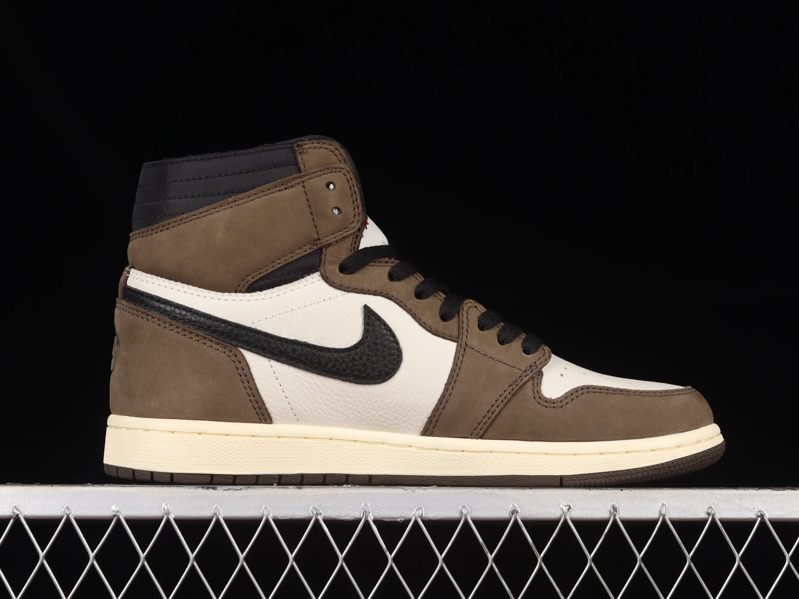 All Categories Air Jordan Jordan Series Basketball Shoes Air Jordan 1 High LW Version Travis Scott x Air Jordan 1 High OG AJ1 Reverse Hook Limited Edition CD4487-100